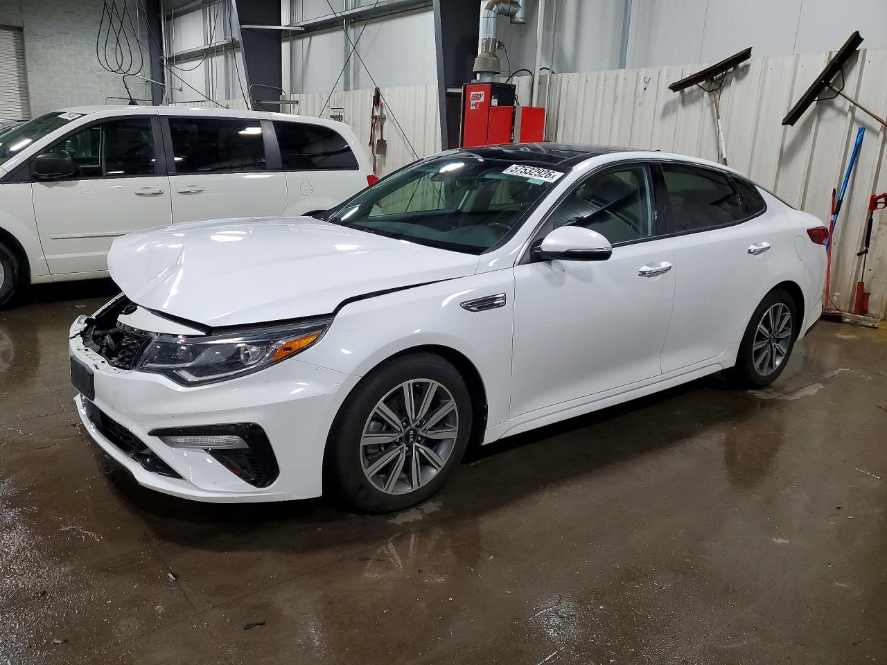 2020 KIA OPTIMA EX | 5XXGU4L13LG427741 | UPCARS