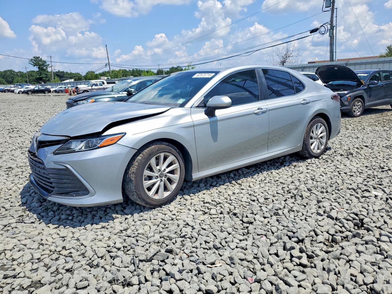 2022 TOYOTA CAMRY LE | 4T1C11AK3NU033845 | UPCARS