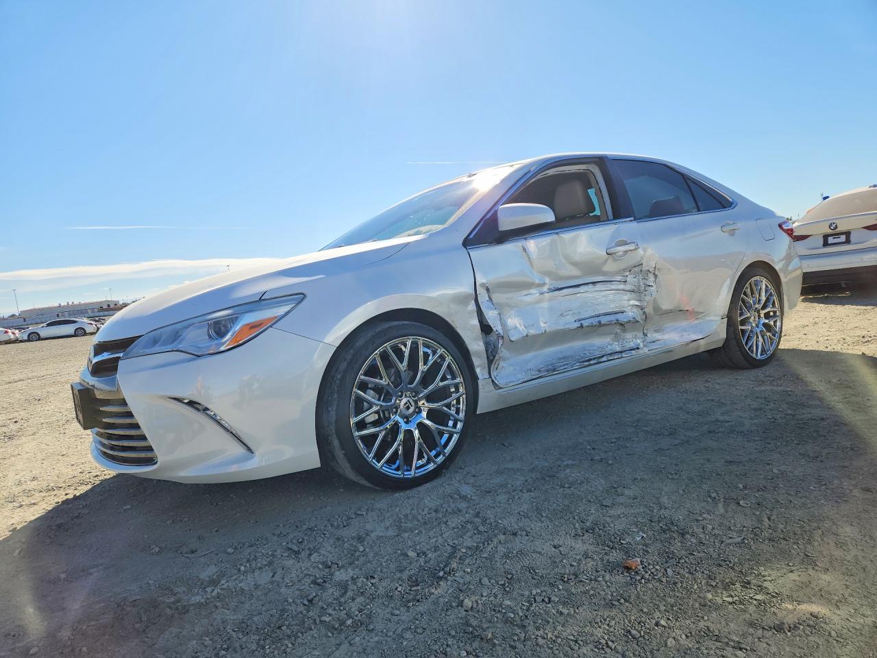 2015 TOYOTA CAMRY XLE V6 | 4T1BK1FK2FU561332 | UPCARS