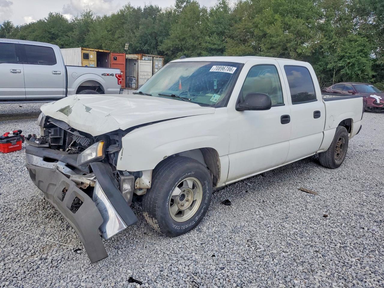 2004 CHEVROLET SILVERADO C1500 | 2GCEC13T141372319 | UPCARS