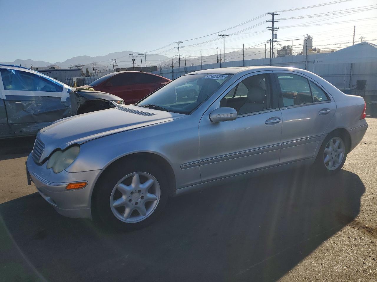 2001 MERCEDES-BENZ C-CLASS 240 | WDBRF61J61F081762 | UPCARS