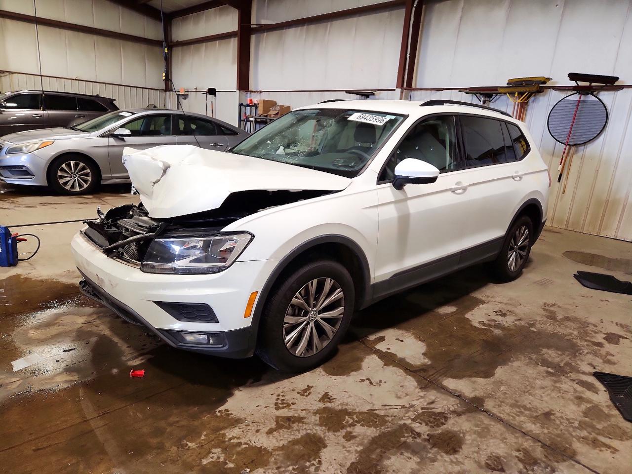 2018 VOLKSWAGEN TIGUAN S | 3VV0B7AX0JM028251 | UPCARS