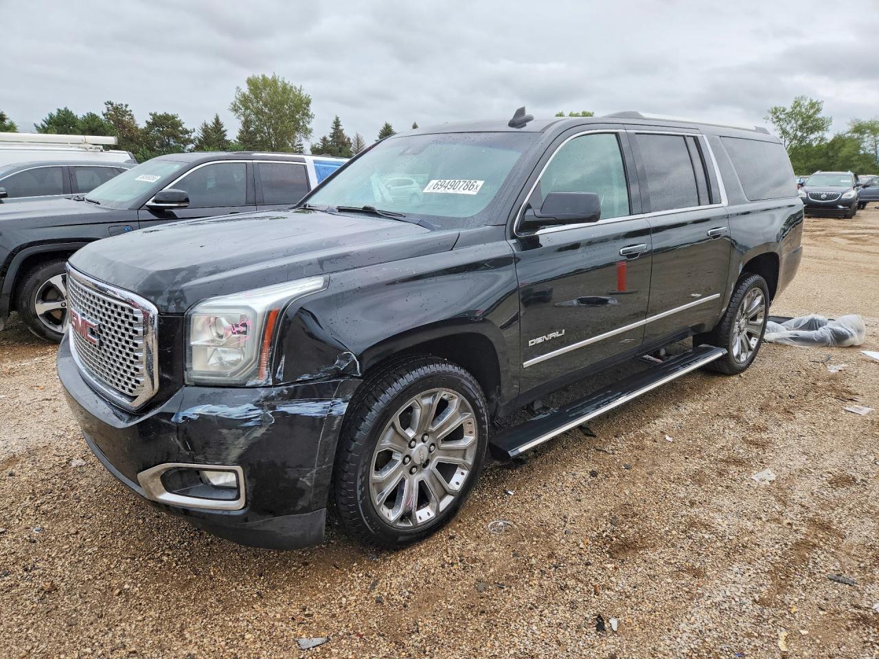 2015 GMC YUKON DENALI | 1GKS2JKJ7FR589684 | UPCARS