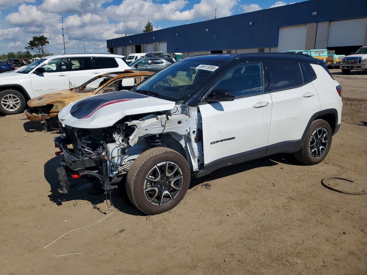 2025 JEEP COMPASS TRAILHAWK | 3C4NJDDN2ST523641 | UPCARS