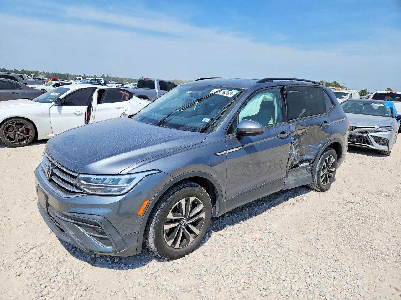 2022 VOLKSWAGEN TIGUAN S | 3VV1B7AX0NM000542 | UPCARS