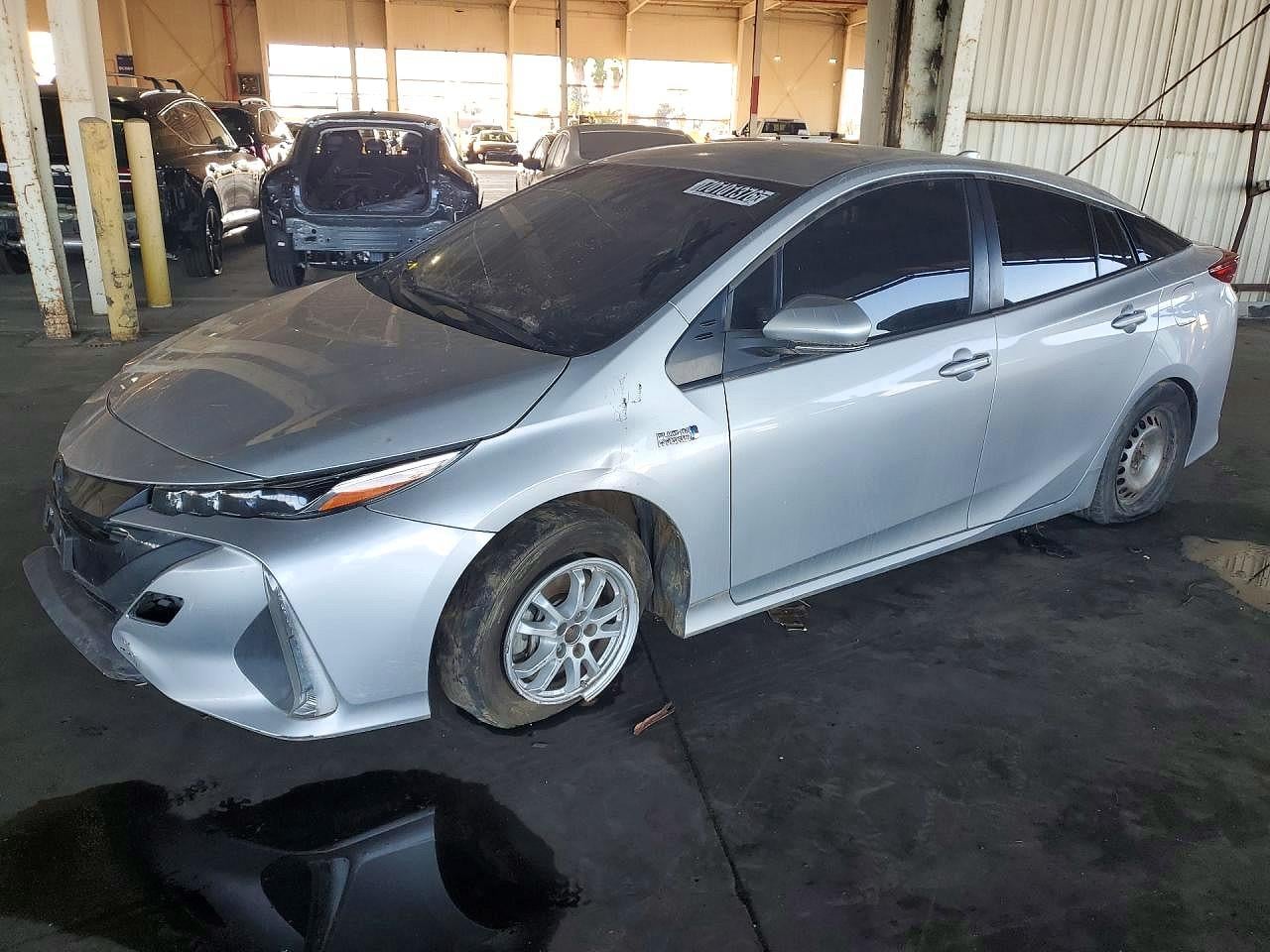 2021 TOYOTA PRIUS XLE | JTDKAMFPXM3185678 | UPCARS