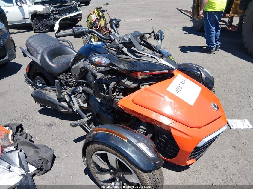 2015 CAN-AM SPYDER ROADSTER F3/F3-S | 2BXRDDD27FV000789 | UPCARS