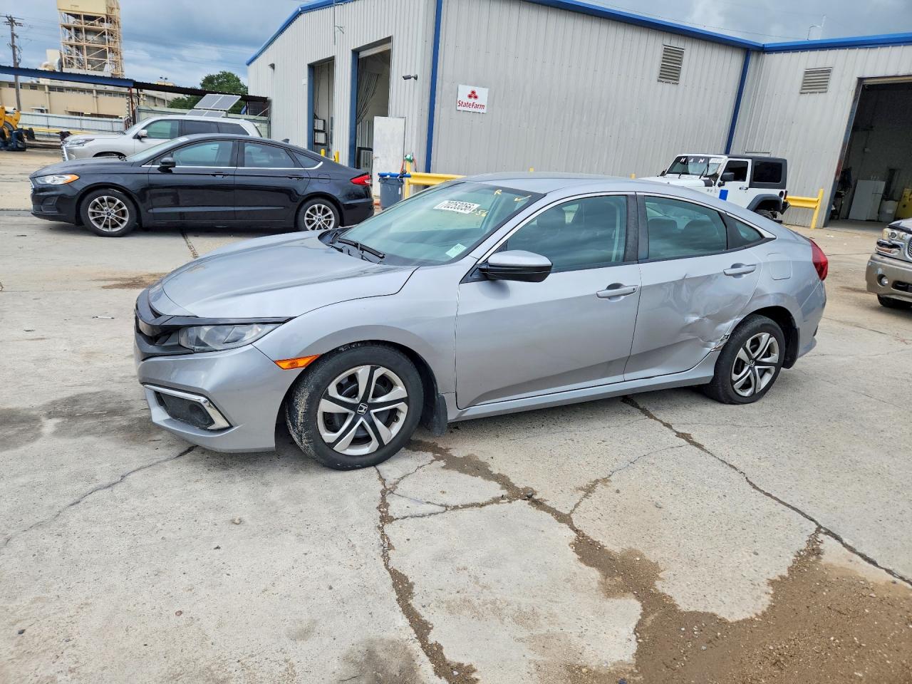 2016 HONDA CIVIC LX | 19XFC2F55GE001212 | UPCARS