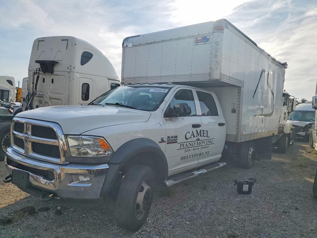 2018 RAM 5500 BOX TRUCK | 3C7WRNFL8JG329950 | UPCARS