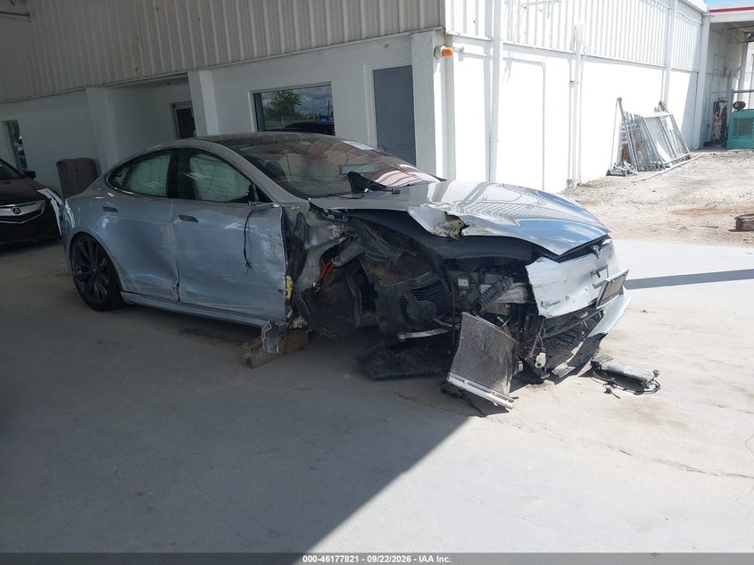 2017 TESLA MODEL S 100D/60D/75D/90D/P100D | 5YJSA1E23HF178679 | UPCARS