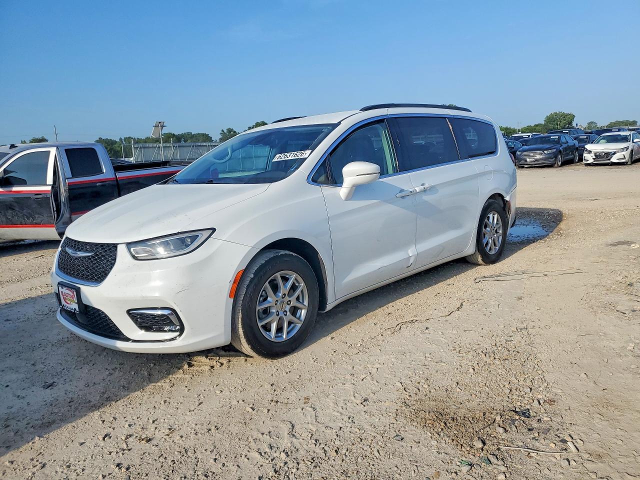 2022 CHRYSLER PACIFICA TOURING L | 2C4RC1BG1NR162005 | UPCARS