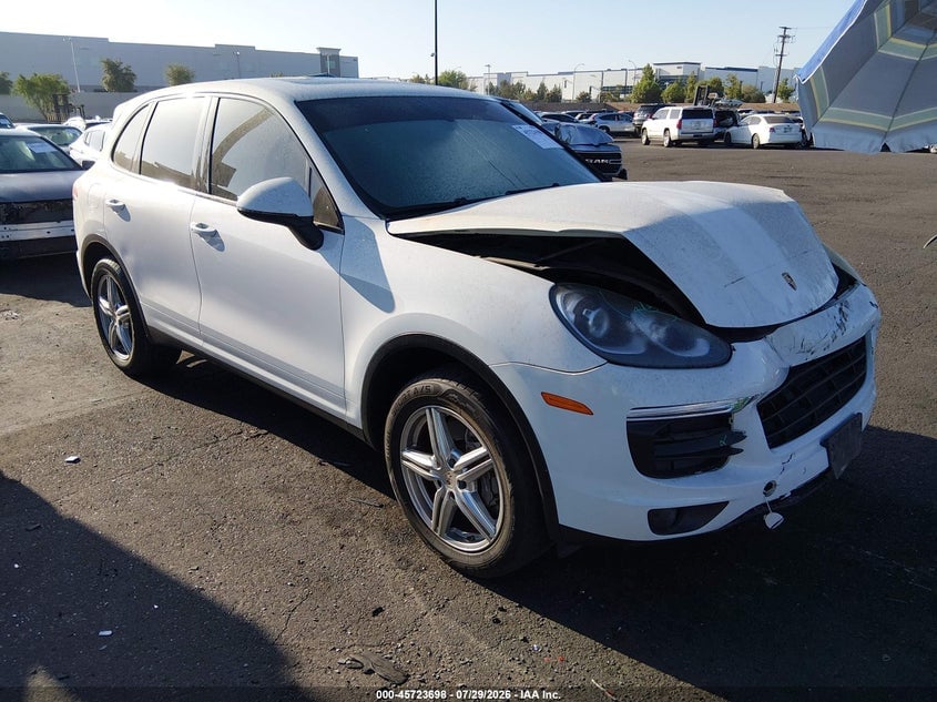 2016 PORSCHE CAYENNE | WP1AA2A29GKA37168 | UPCARS