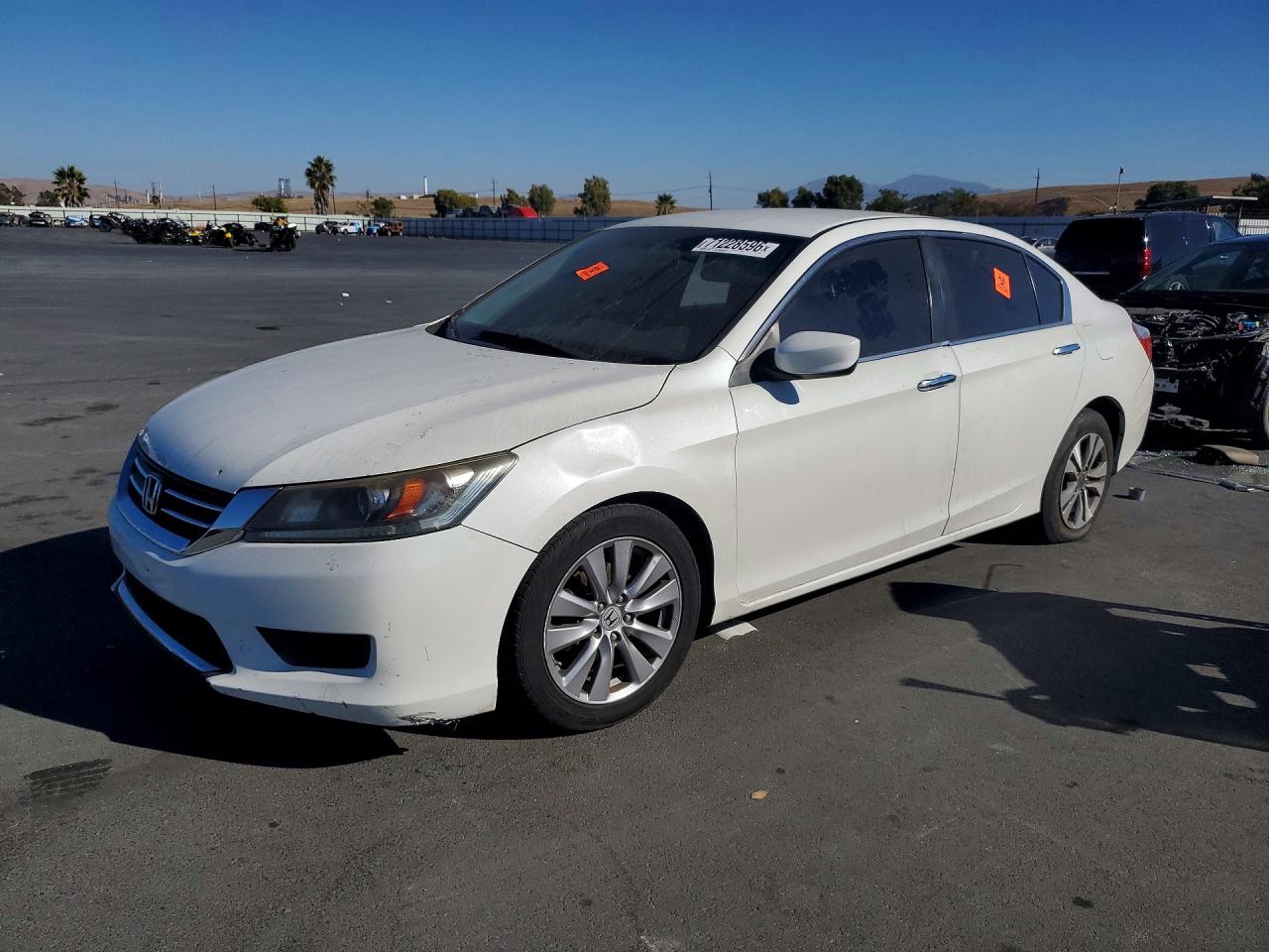 2015 HONDA ACCORD LX | 1HGCR2F32FA119446 | UPCARS