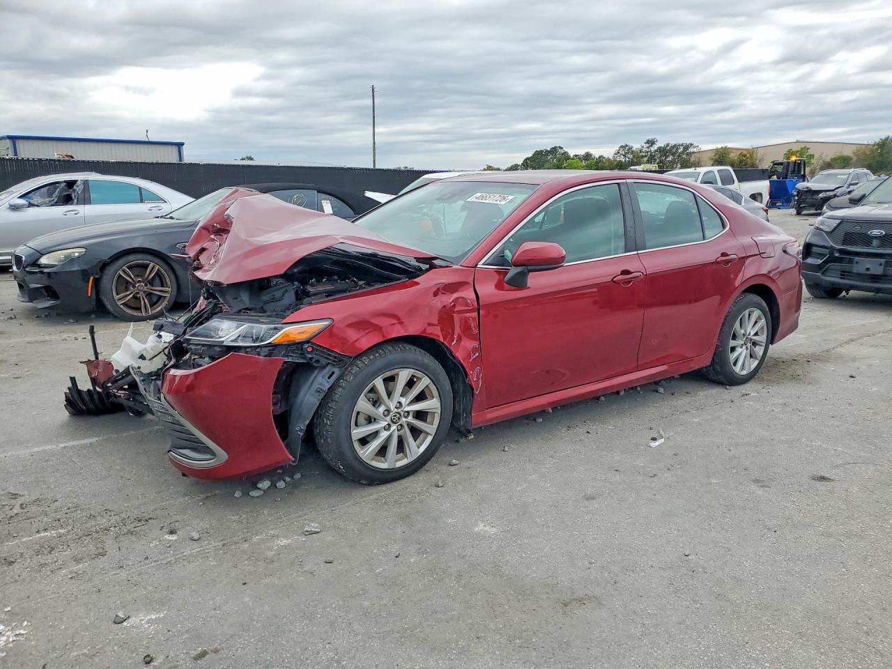 2022 TOYOTA CAMRY | 4T1C11AKXNU647713 | UPCARS