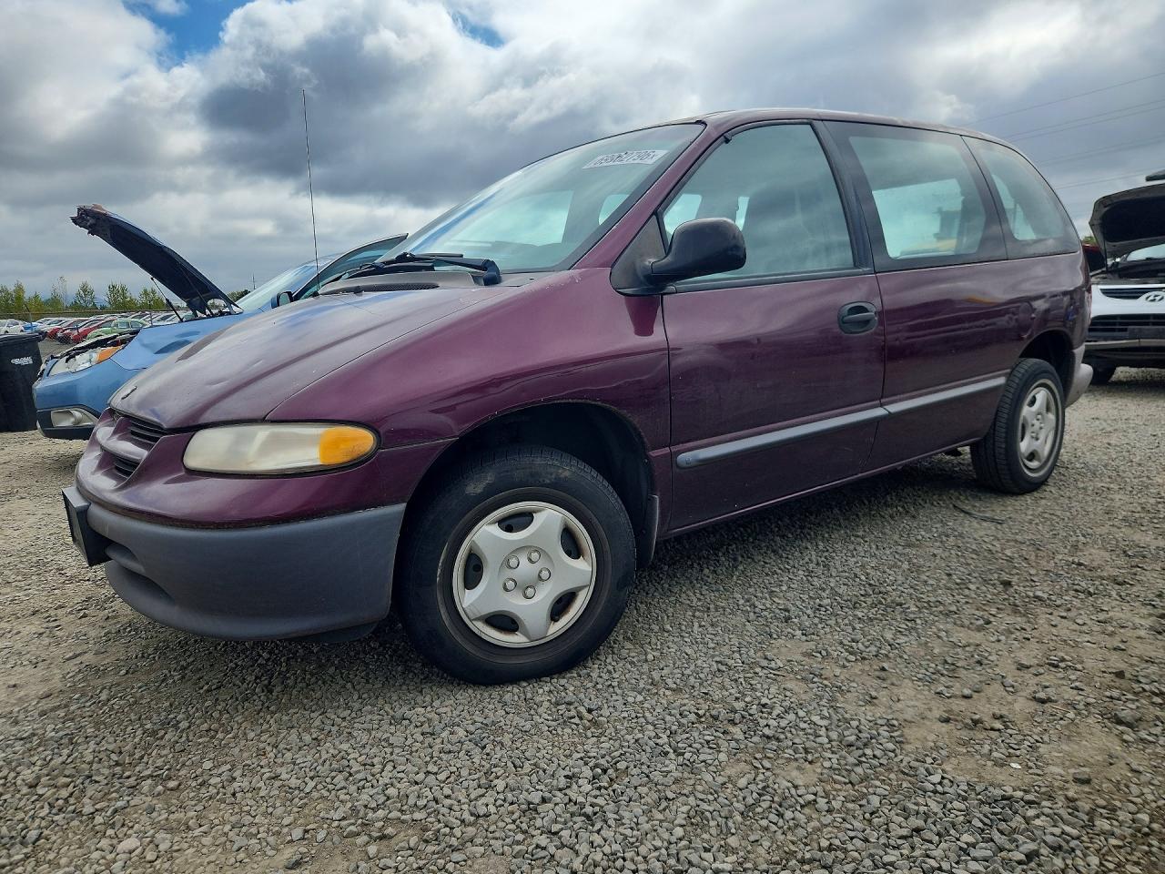 1998 DODGE CARAVAN | 2B4FP25B9WR705998 | UPCARS