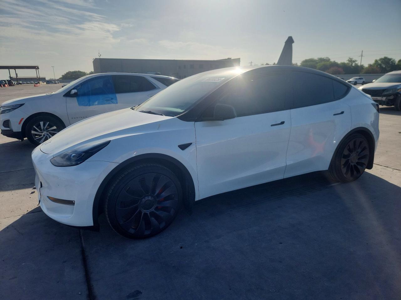 2024 TESLA MODEL Y | 7SAYGDEF7RA294692 | UPCARS