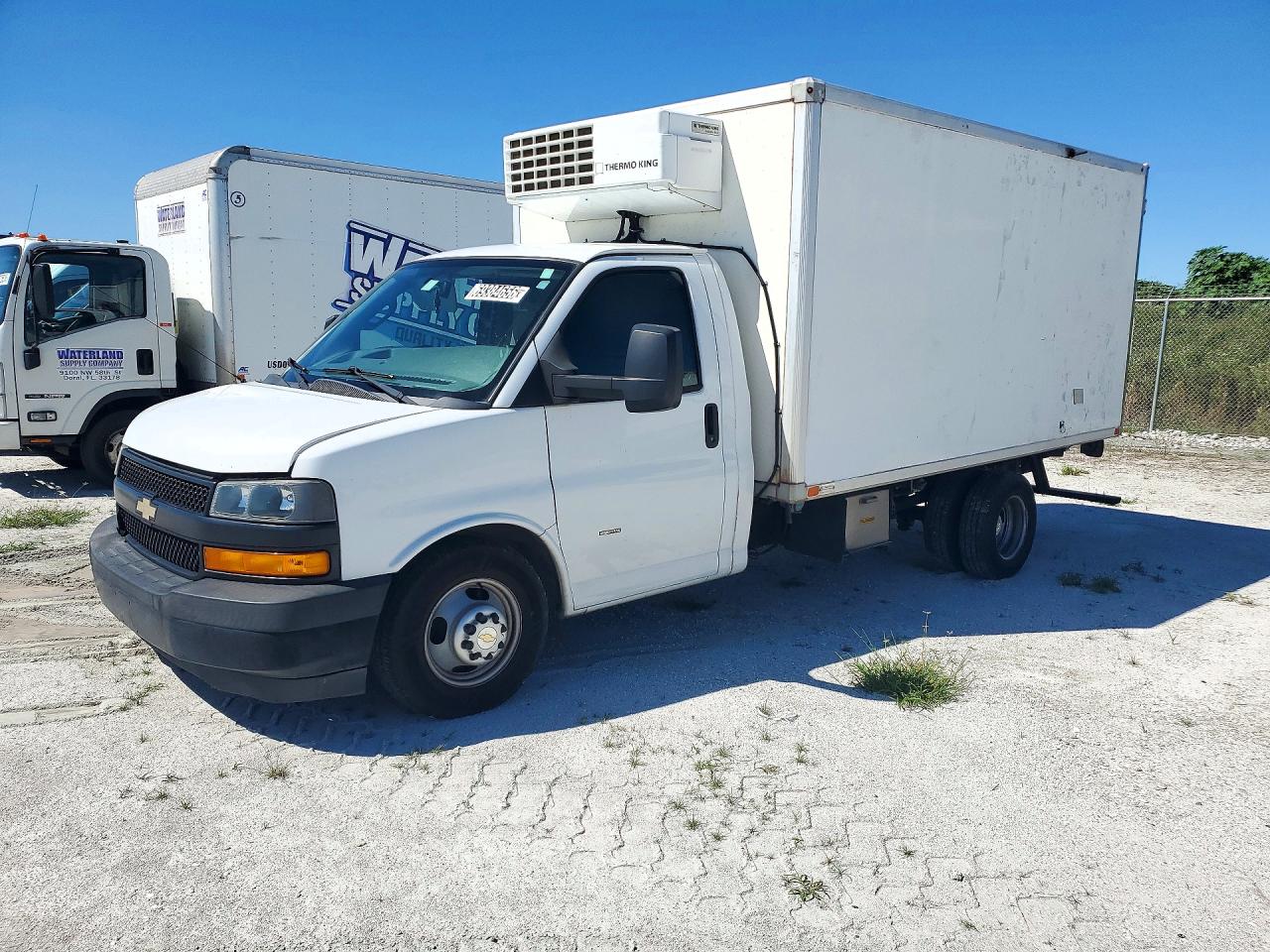 2018 CHEVROLET EXPRESS REFRIGERATED BOX TRUCK | 1GB0GSFPXJ1235873 | UPCARS