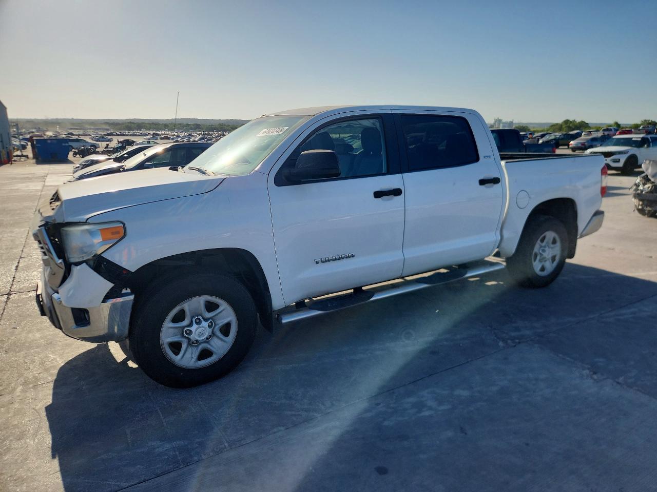 2017 TOYOTA TUNDRA CREWMAX SR5 | 5TFEM5F14HX111127 | UPCARS