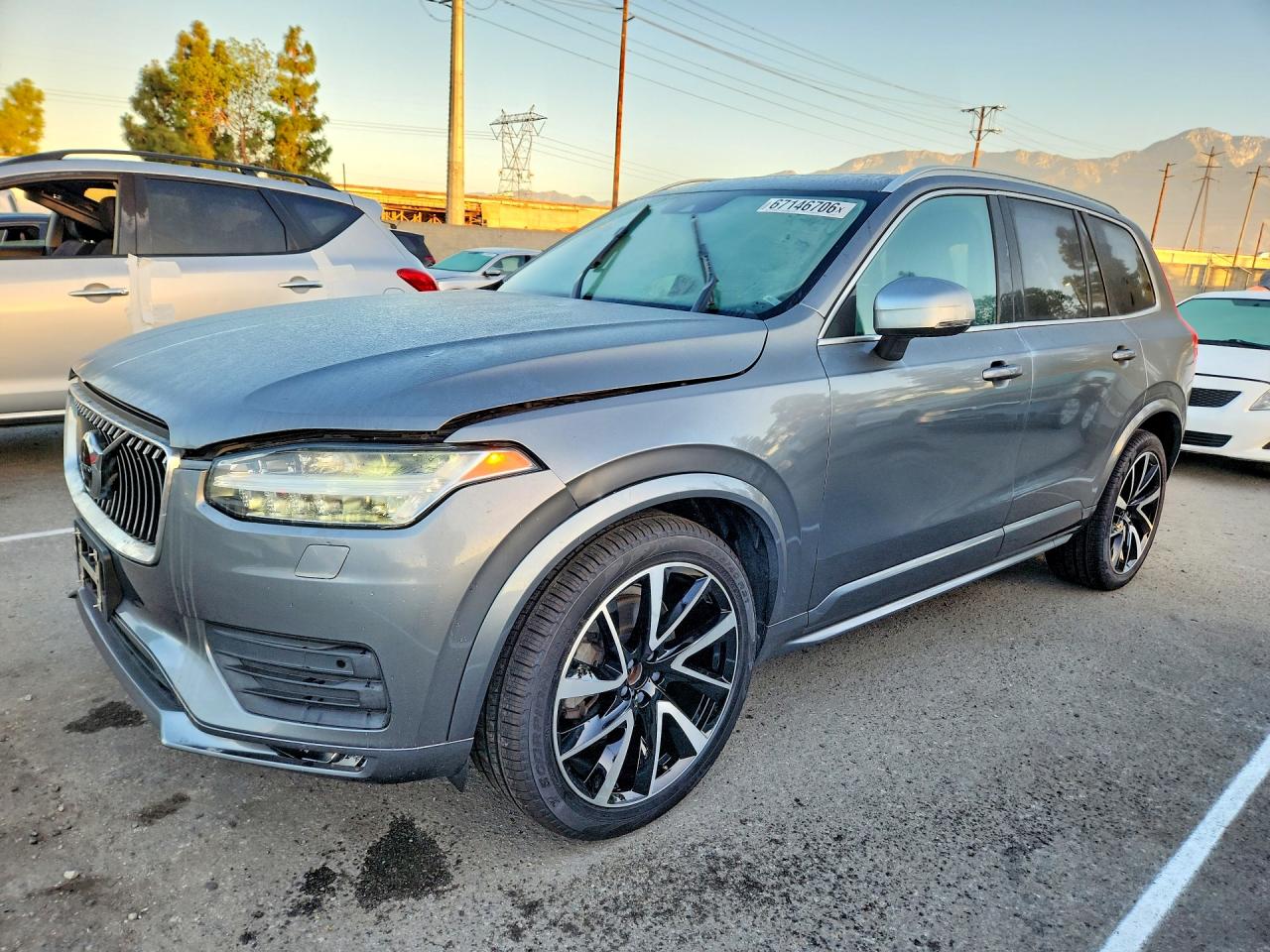2020 VOLVO XC90 T6 MOMENTUM | YV4A22PK2L1608423 | UPCARS