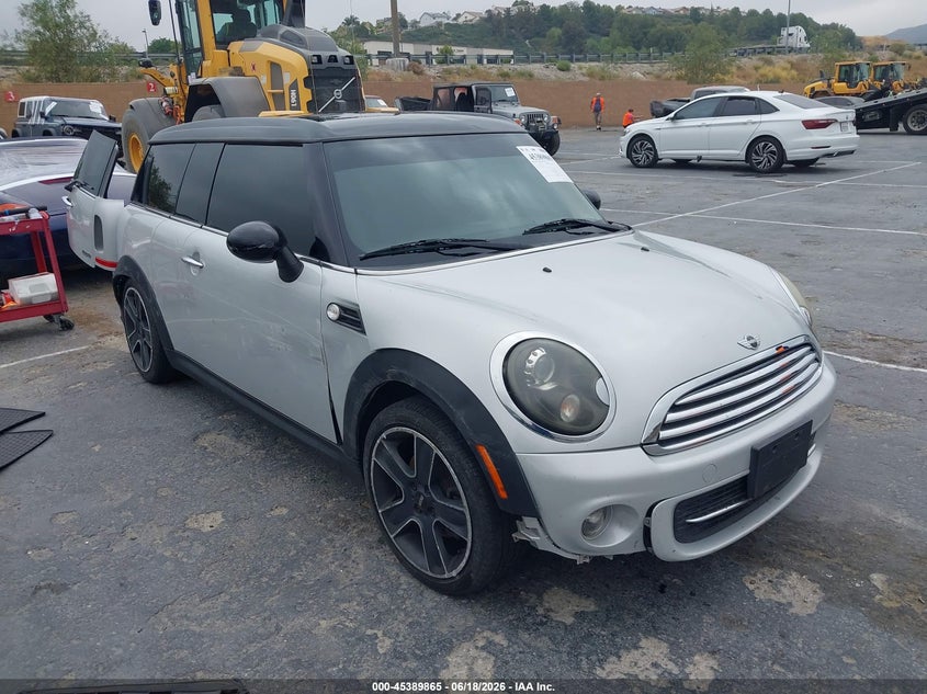 2011 MINI COOPER CLUBMAN | WMWZF3C54BTX82154 | UPCARS