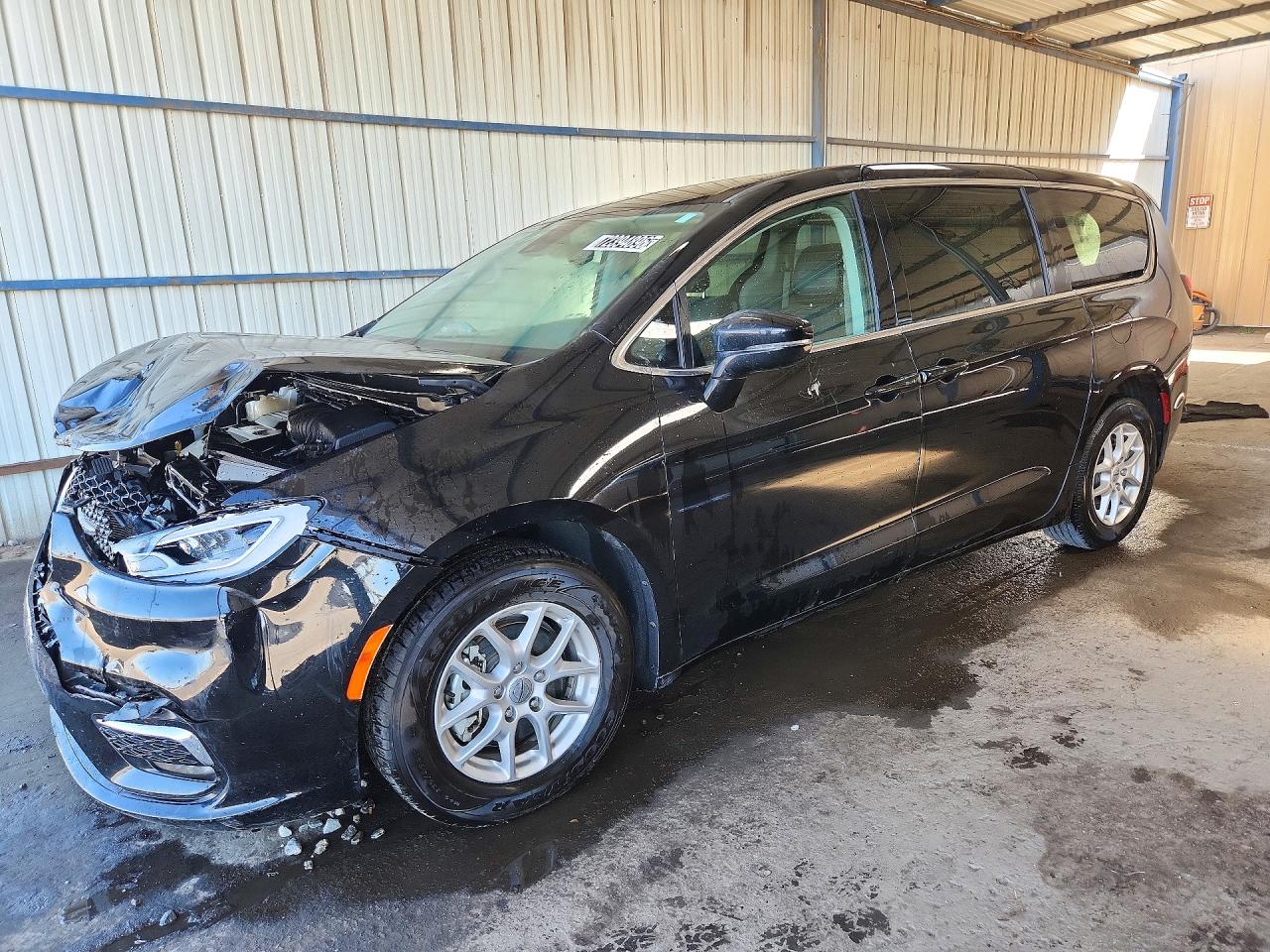 2024 CHRYSLER PACIFICA TOURING L | 2C4RC1BGXRR143815 | UPCARS