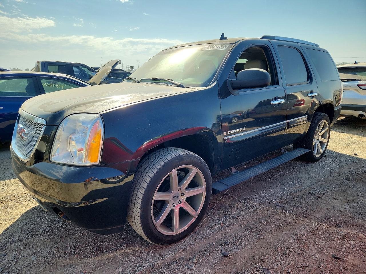2007 GMC YUKON DENALI | 1GKFK638X7J271875 | UPCARS
