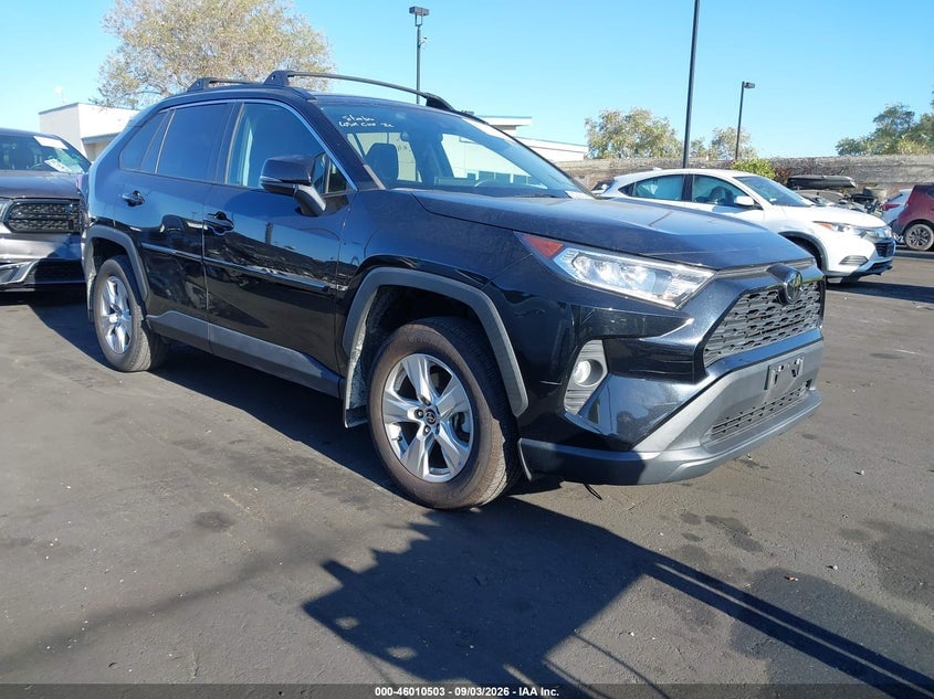 2021 TOYOTA RAV4 XLE | 2T3W1RFV6MC142757 | UPCARS