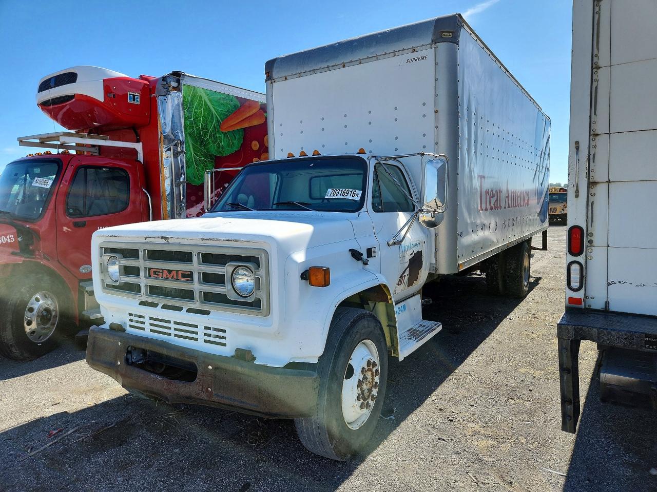 1987 GMC C7 BOX TRUCK | 1GDJ7D1B7HV516759 | UPCARS