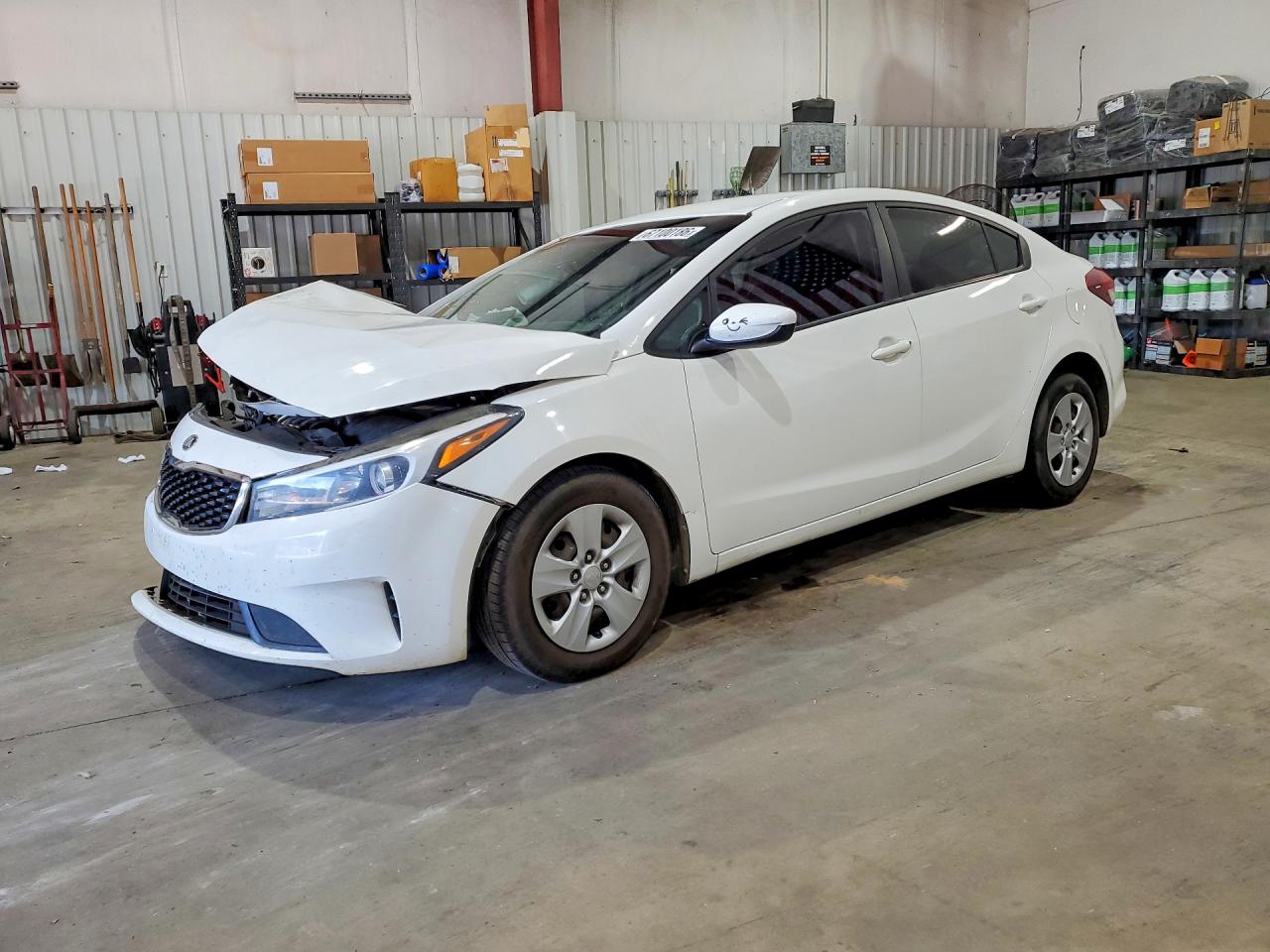 2017 KIA FORTE LX | 3KPFK4A77HE060111 | UPCARS
