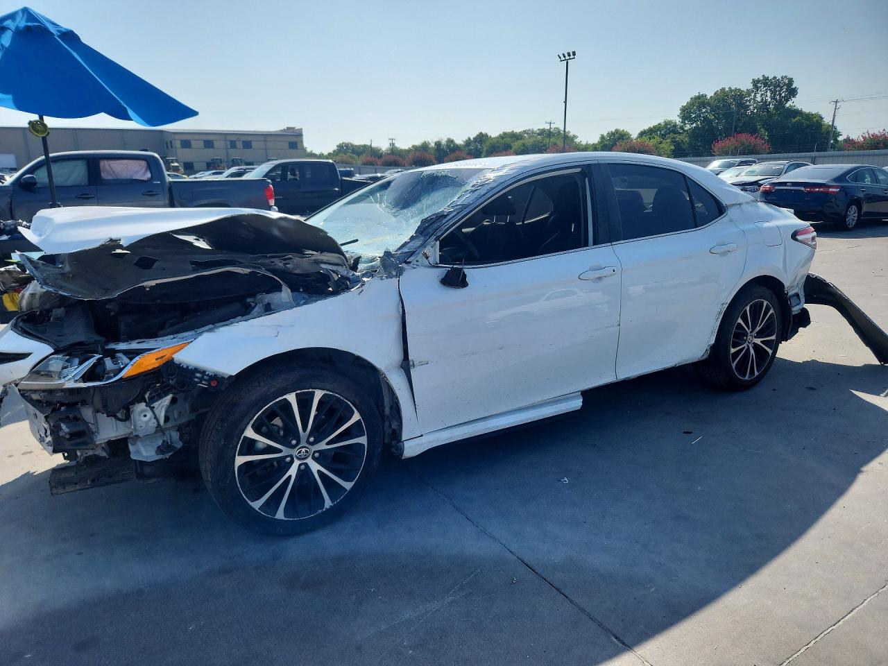 2020 TOYOTA CAMRY SE | 4T1G11AKXLU966317 | UPCARS