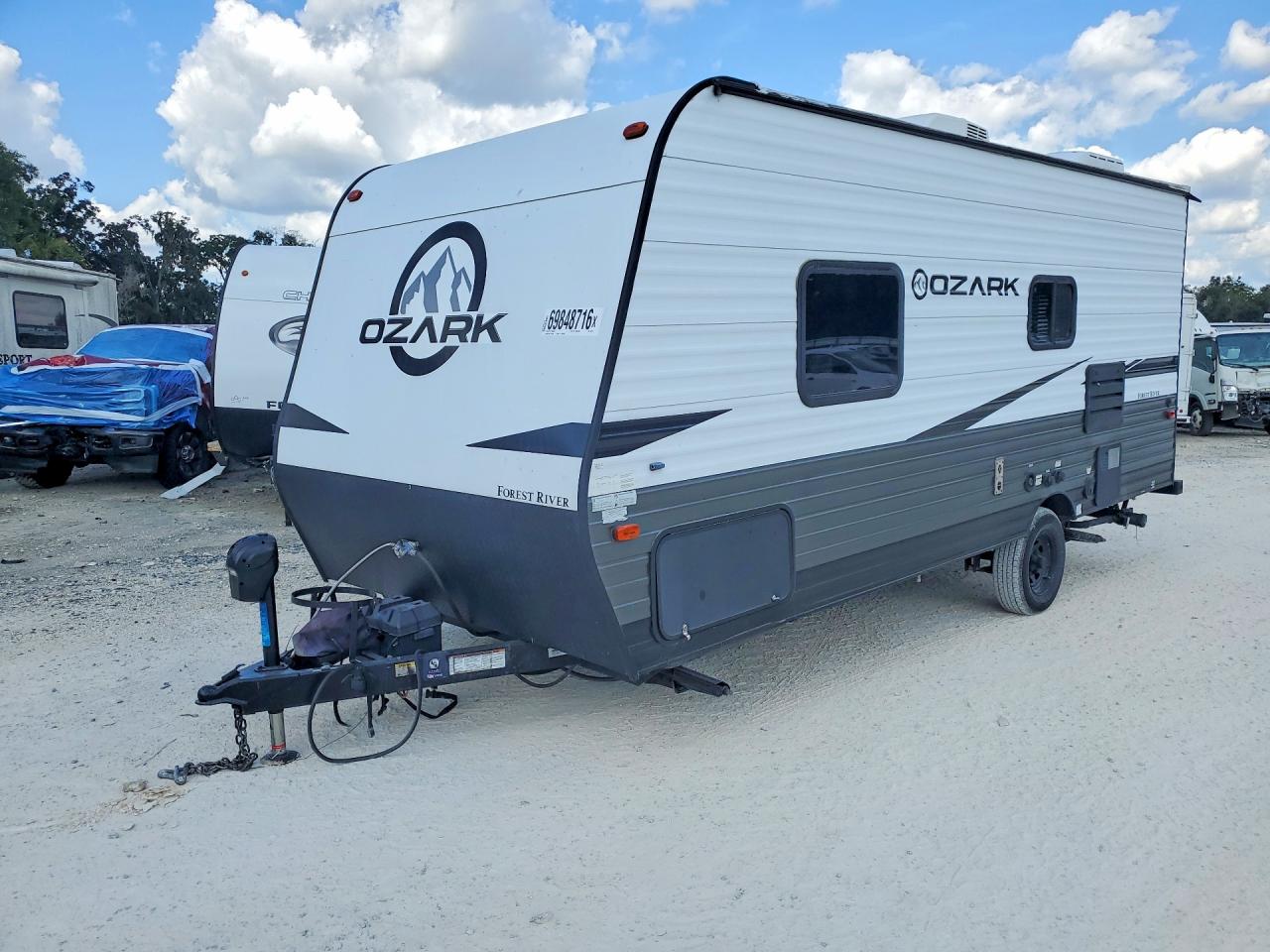 2021 FORESRIVER OZARK | 5ZT2ZKFC0MG400275 | UPCARS