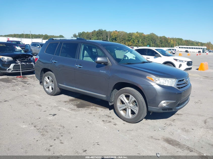 2013 TOYOTA HIGHLANDER LIMITED V6 | 5TDDK3EH6DS274818 | UPCARS