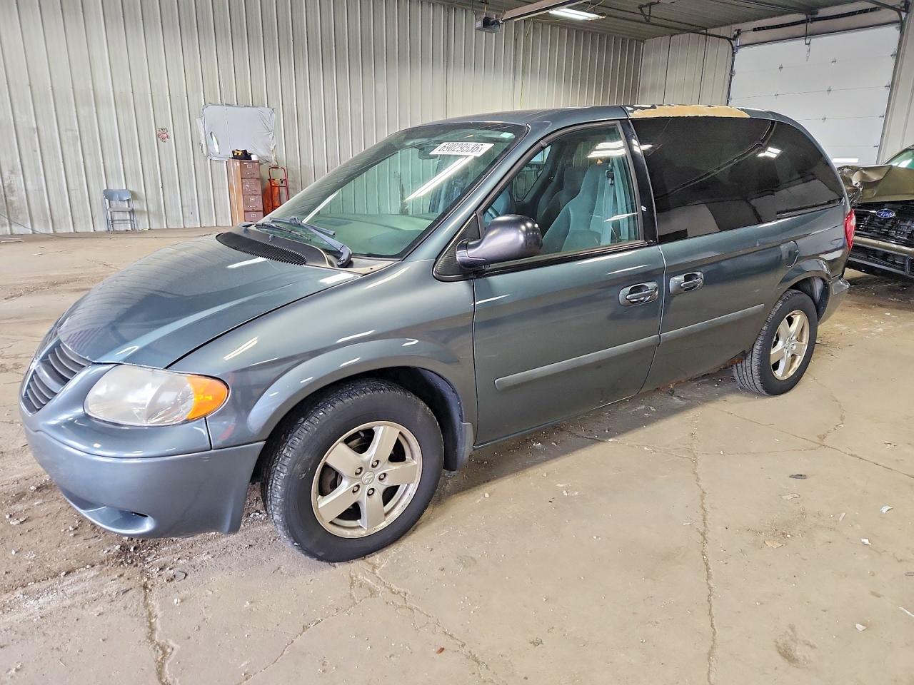 2005 DODGE CARAVAN SXT | 1D4GP45R25B165247 | UPCARS