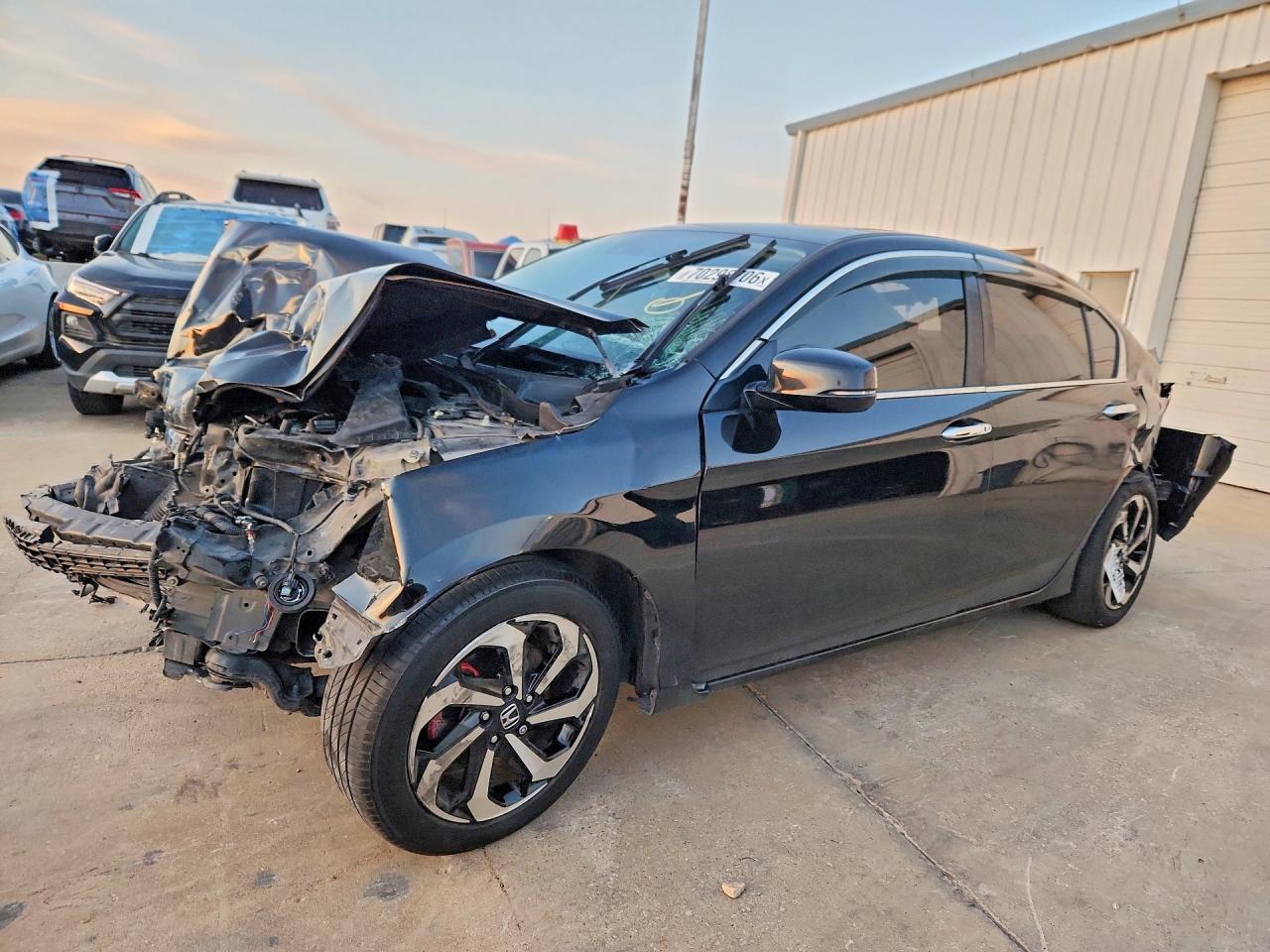 2017 HONDA ACCORD EXL | 1HGCR2F98HA027202 | UPCARS