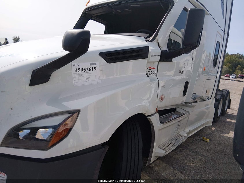 2023 FREIGHTLINER NEW CASCADIA 126 | 3AKJHHDR4PSUF2300 | UPCARS