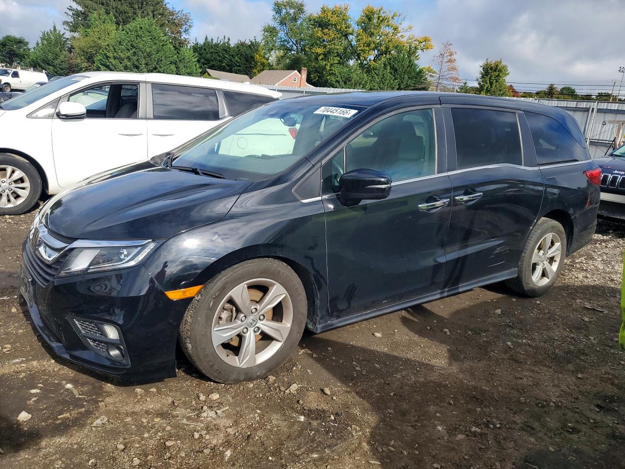 2018 HONDA ODYSSEY EXL | 5FNRL6H79JB035660 | UPCARS