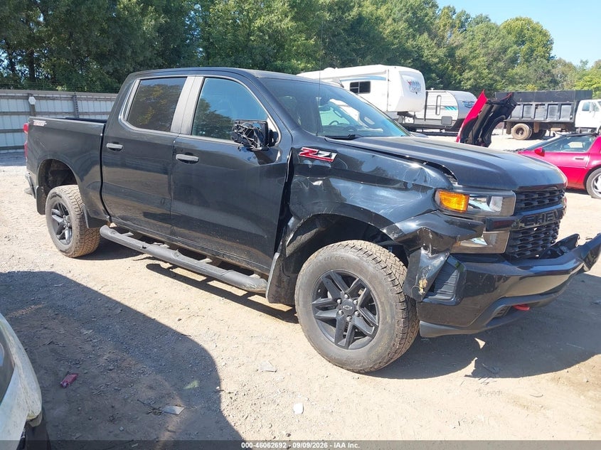 2020 CHEVROLET SILVERADO 1500 4WD  SHORT BED CUSTOM TRAIL BOSS | 1GCPYCEF8LZ184397 | UPCARS