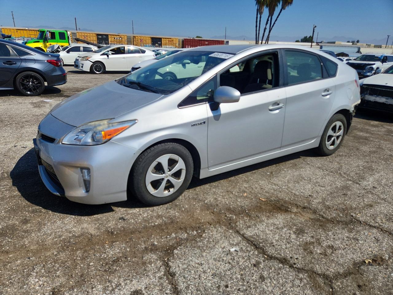 2015 TOYOTA PRIUS THREE | JTDKN3DU8F0425676 | UPCARS