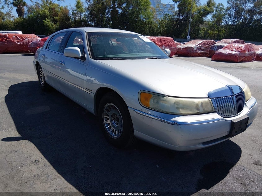 2001 LINCOLN TOWN CARTIER | 1LNHM85W51Y707158 | UPCARS