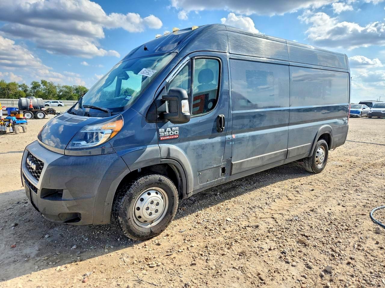 2021 RAM PROMASTER DELIVERY VAN | 3C6MRVJG8ME587388 | UPCARS