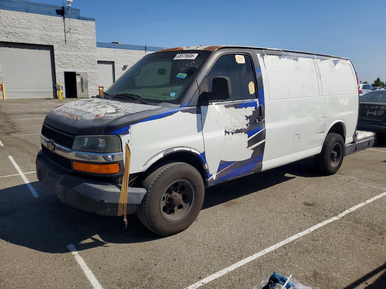 2011 CHEVROLET EXPRESS DELIVERY VAN | 1GCWGFBA8B1181098 | UPCARS