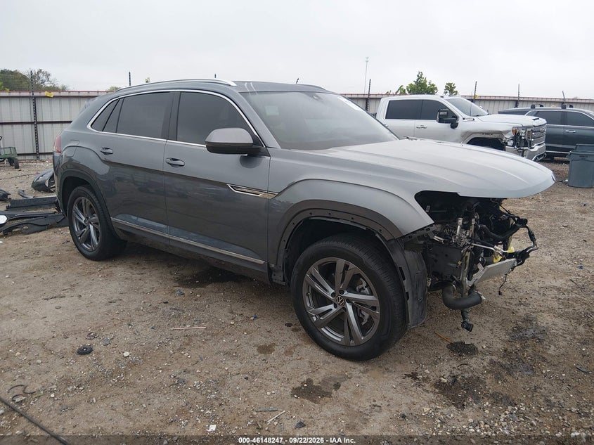 2024 VOLKSWAGEN ATLAS CROSS SPORT 2.0T SEL R-LINE | 1V2AE2CA4RC259736 | UPCARS