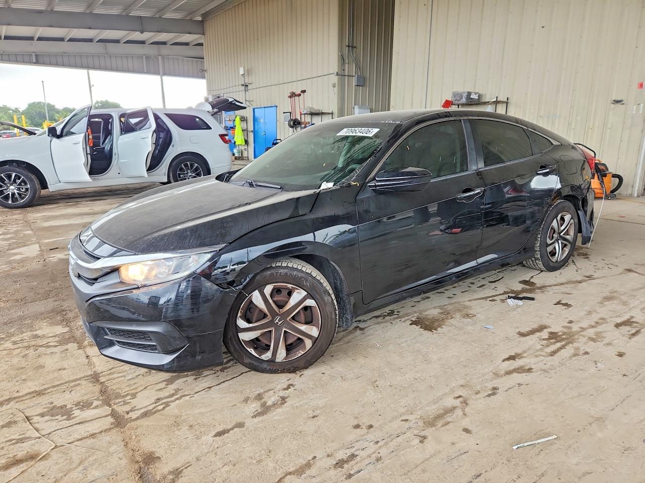 2018 HONDA CIVIC LX | 19XFC2F53JE001510 | UPCARS