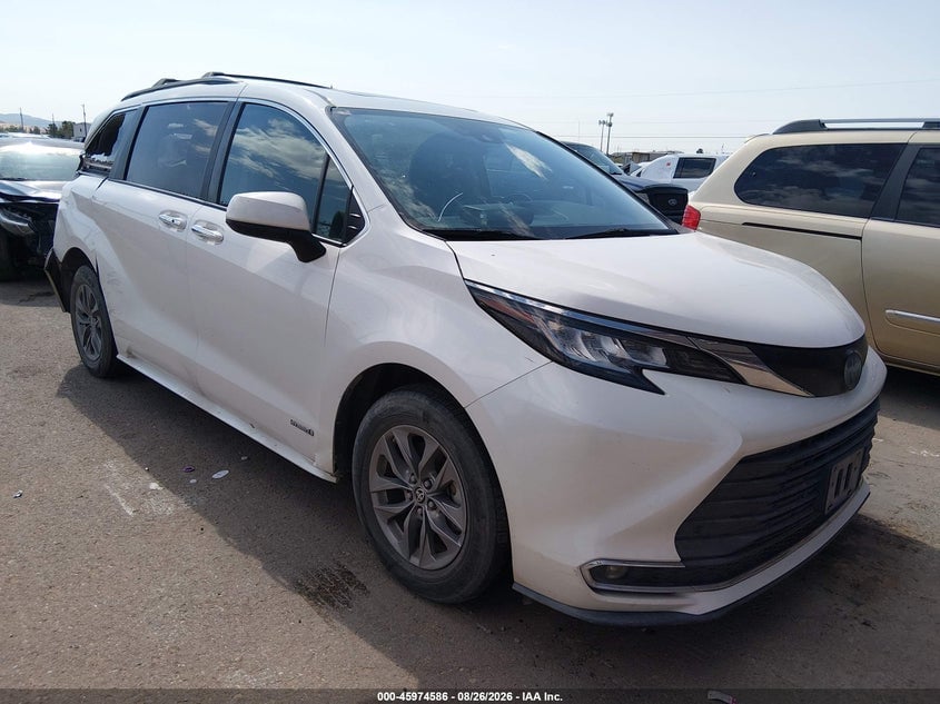 2021 TOYOTA SIENNA XLE | 5TDYRKECXMS027748 | UPCARS
