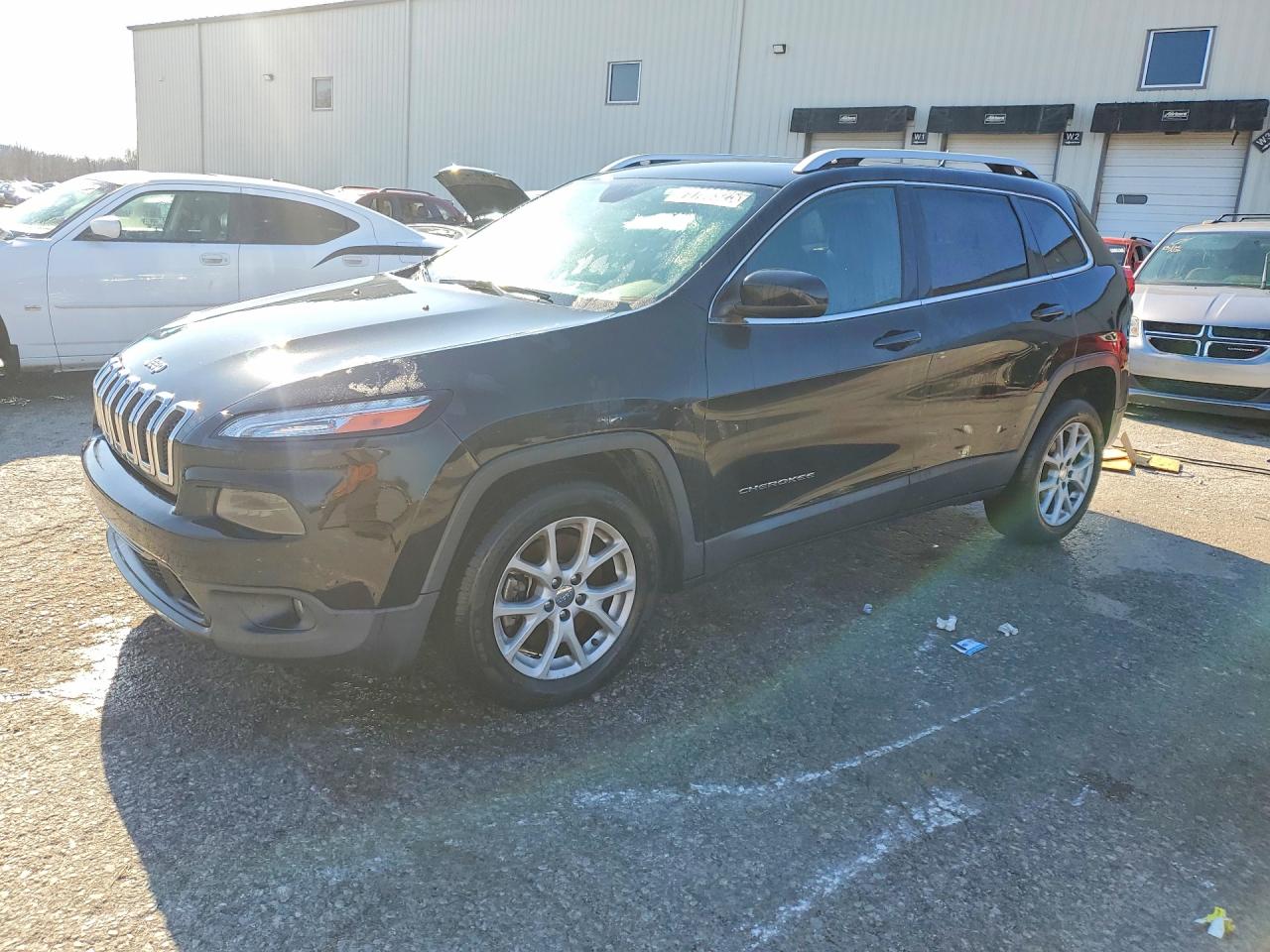 2015 JEEP CHEROKEE LATITUDE | 1C4PJLCB7FW507428 | UPCARS
