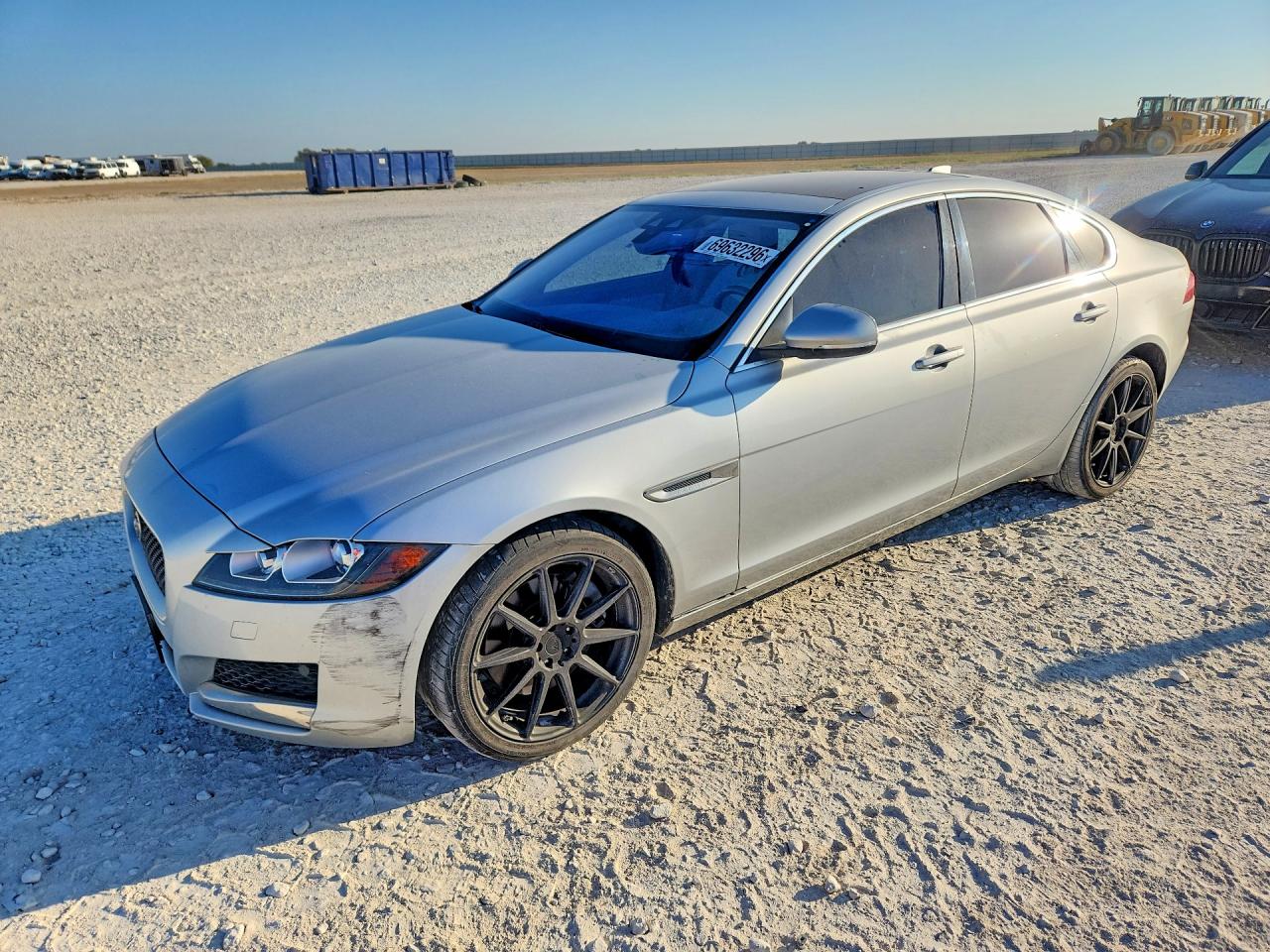 2017 JAGUAR XF PREMIUM | SAJBD4BV3HCY46888 | UPCARS