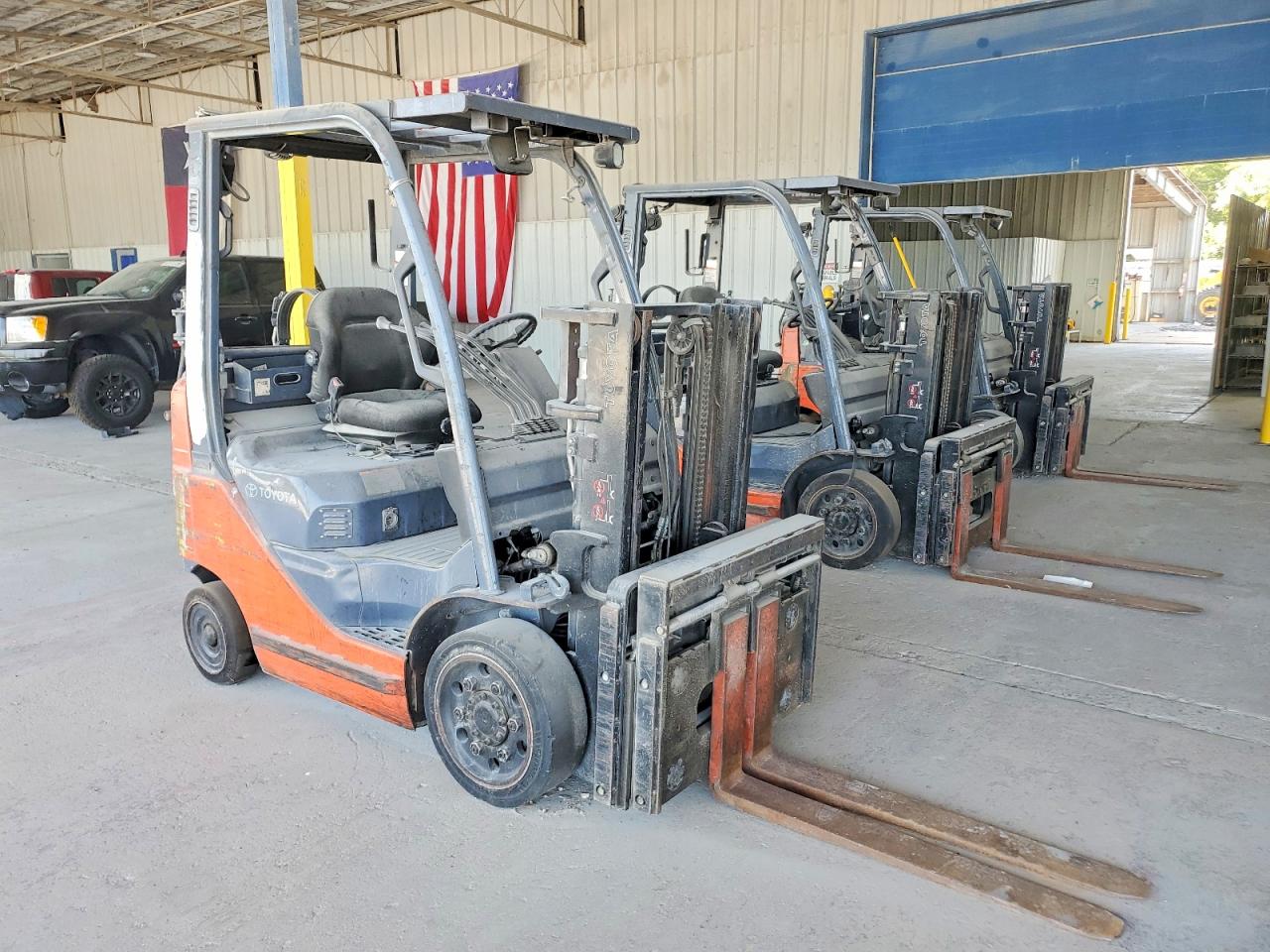 2017 TOYT UNKNOWN TOYOTA 8FGCU20 FORKLIFT | 8FGCU2087327 | UPCARS