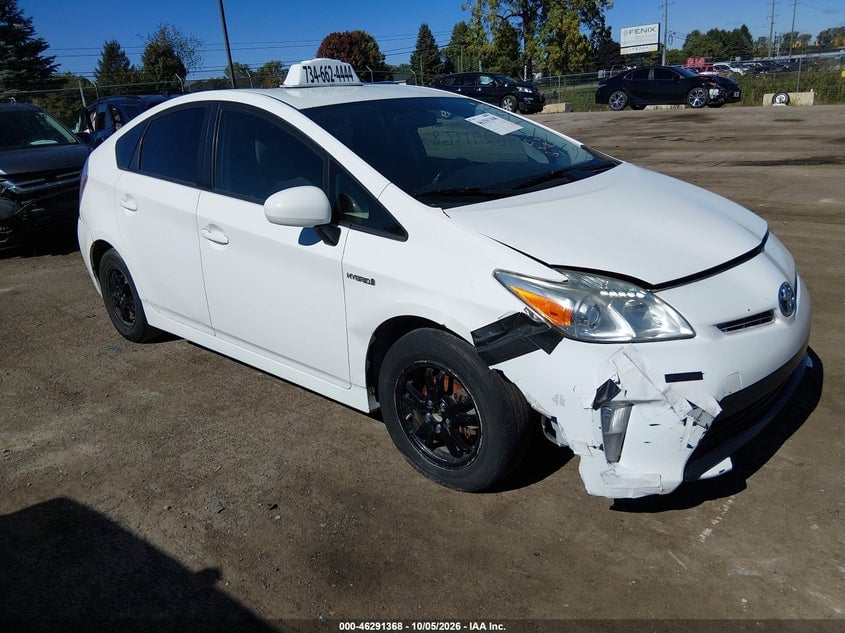 2015 TOYOTA PRIUS TWO | JTDKN3DU9F1918616 | UPCARS