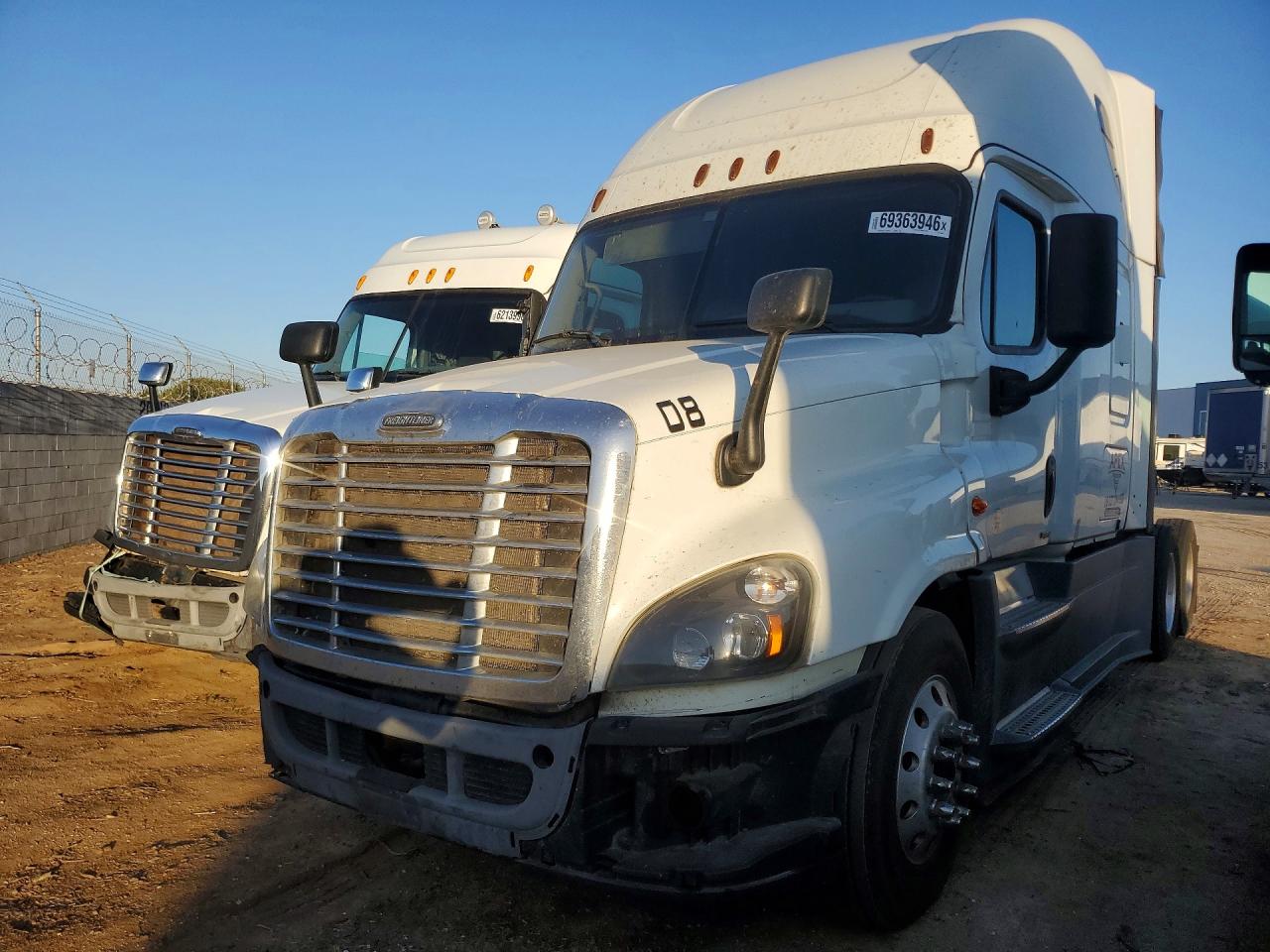 2016 FREIGHTLINER ALL OTHER | 3AKJGLD55GSHG4955 | UPCARS