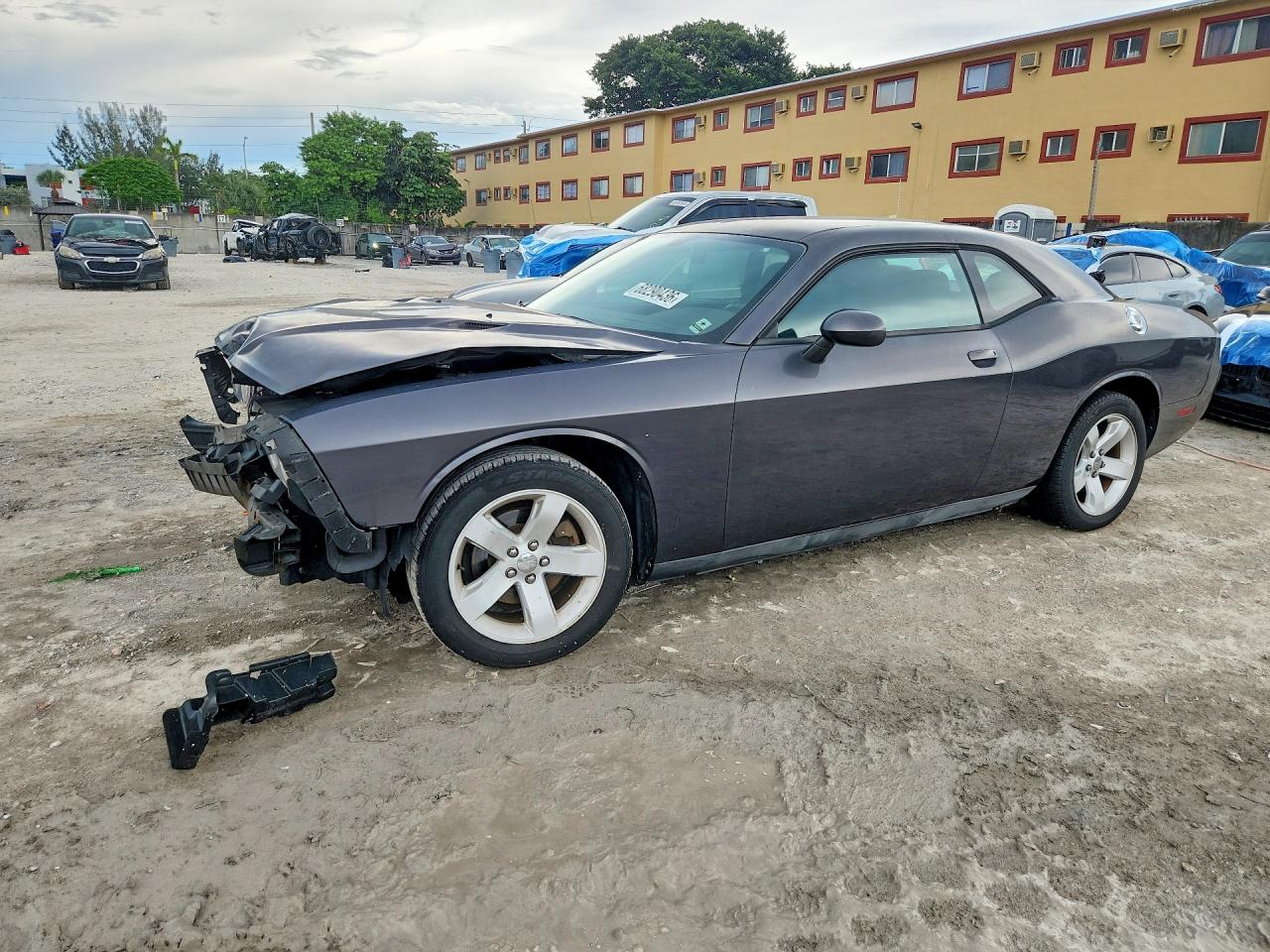 2013 DODGE CHALLENGER SXT | 2C3CDYAG4DH645610 | UPCARS